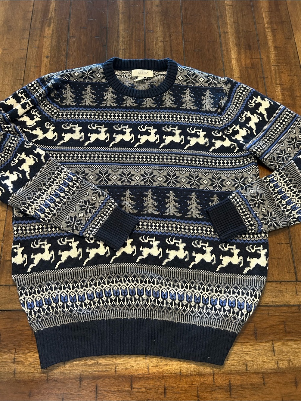 Aspen Nordic Fair Isle Reindeer Christmas Sweater Navy men’s size L